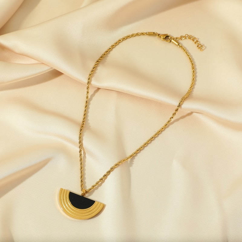 EILIECK 316L Stainless Steel Geometric Semicircle Pendant Necklace For Women New Clavicle Chain Jewelry Lady Gift Party collier