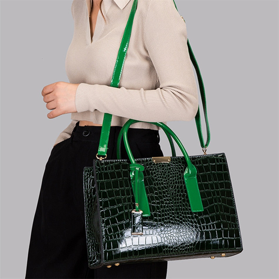 Pantent Leather Women Messenger Bags Crocodile Female Crossbody Shoulder Hand bags For Women 2022 High Quality Ladies Handbags